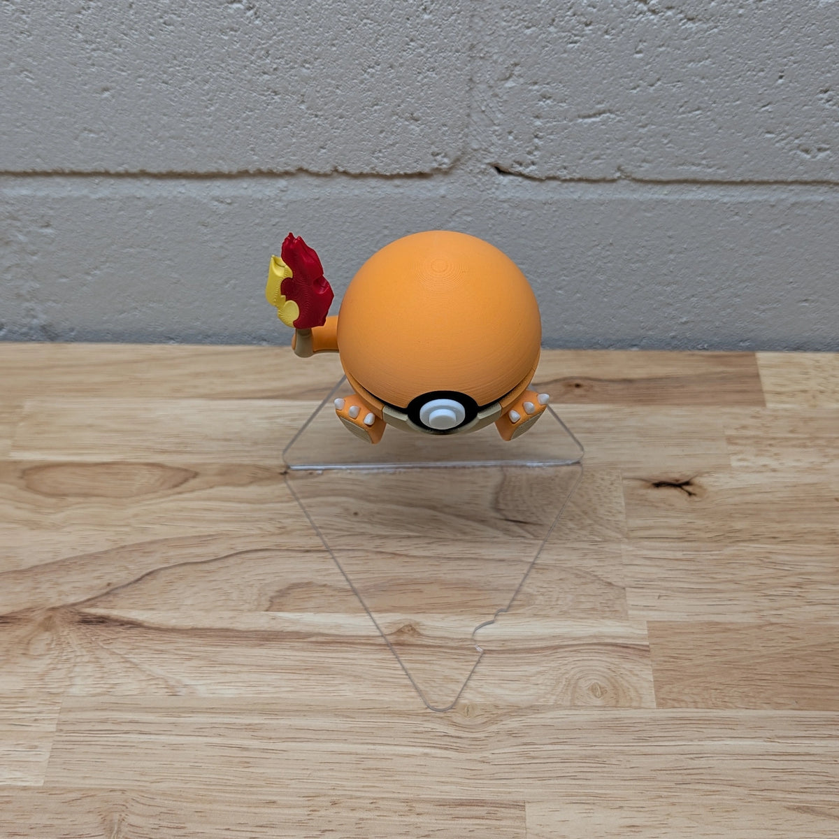 #004: Charmander