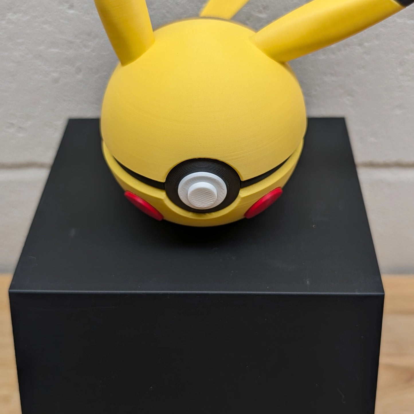 #025: Pikachu