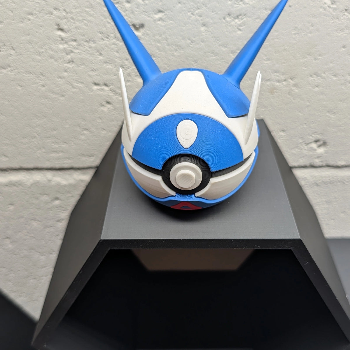 #381: Latios