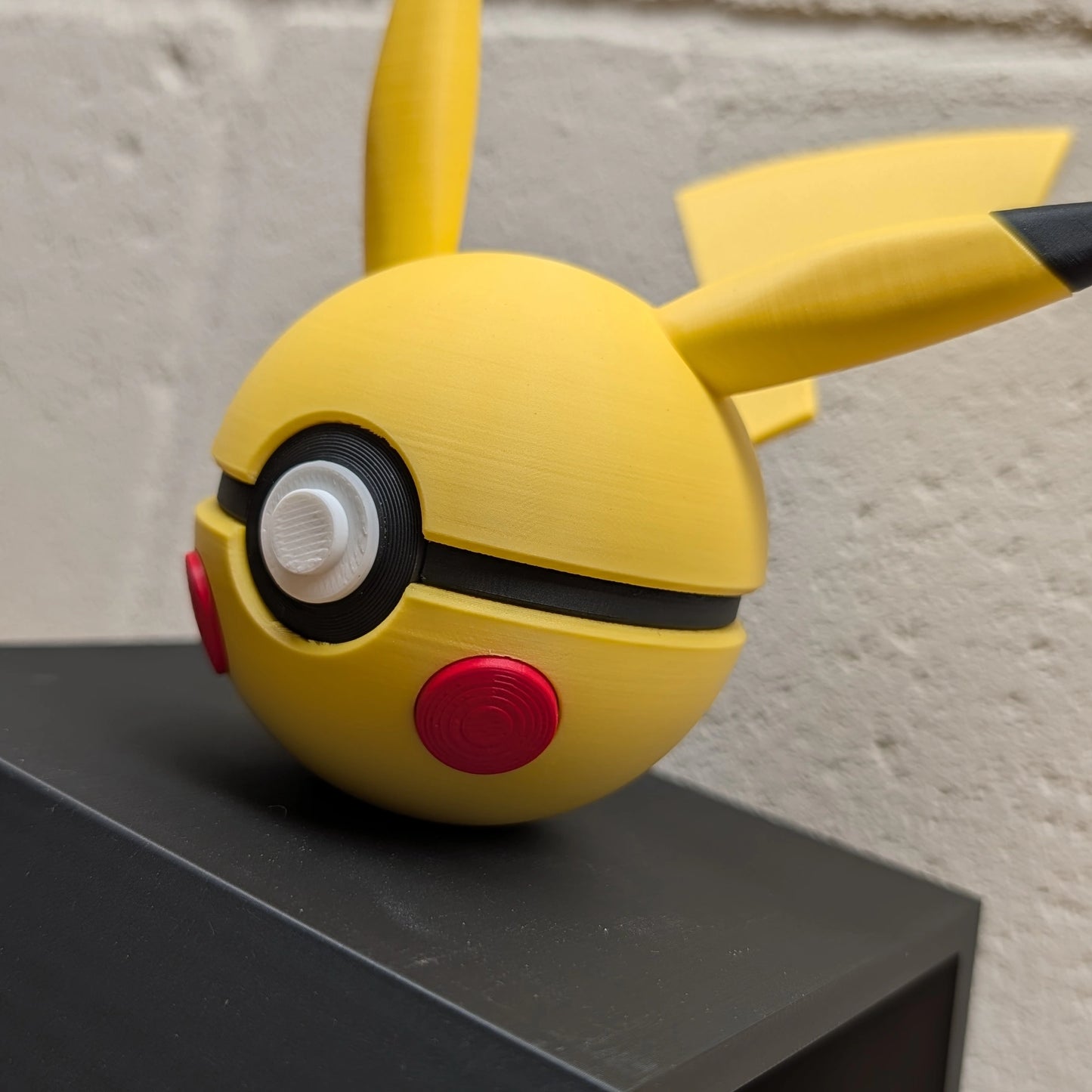 #025: Pikachu