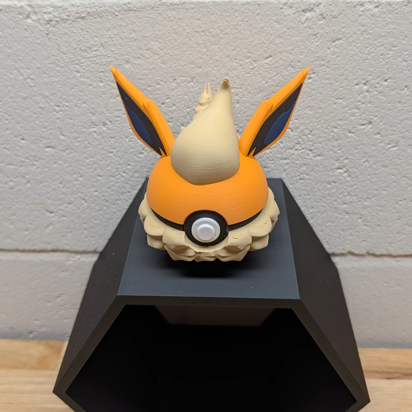 #136: Flareon