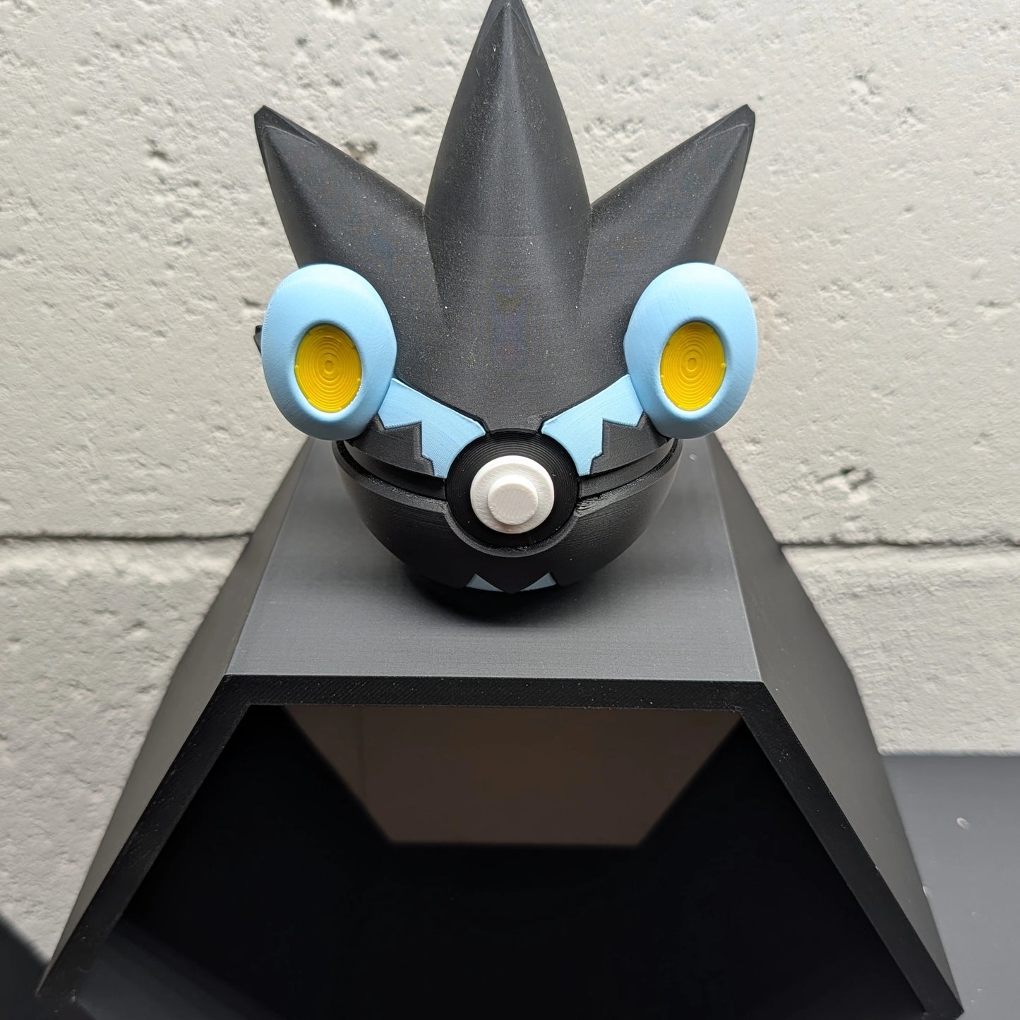 #405: Luxray