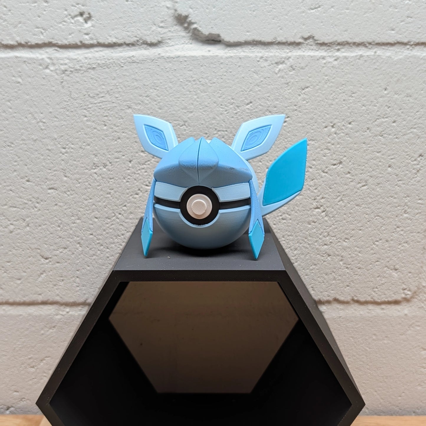 #471: Glaceon