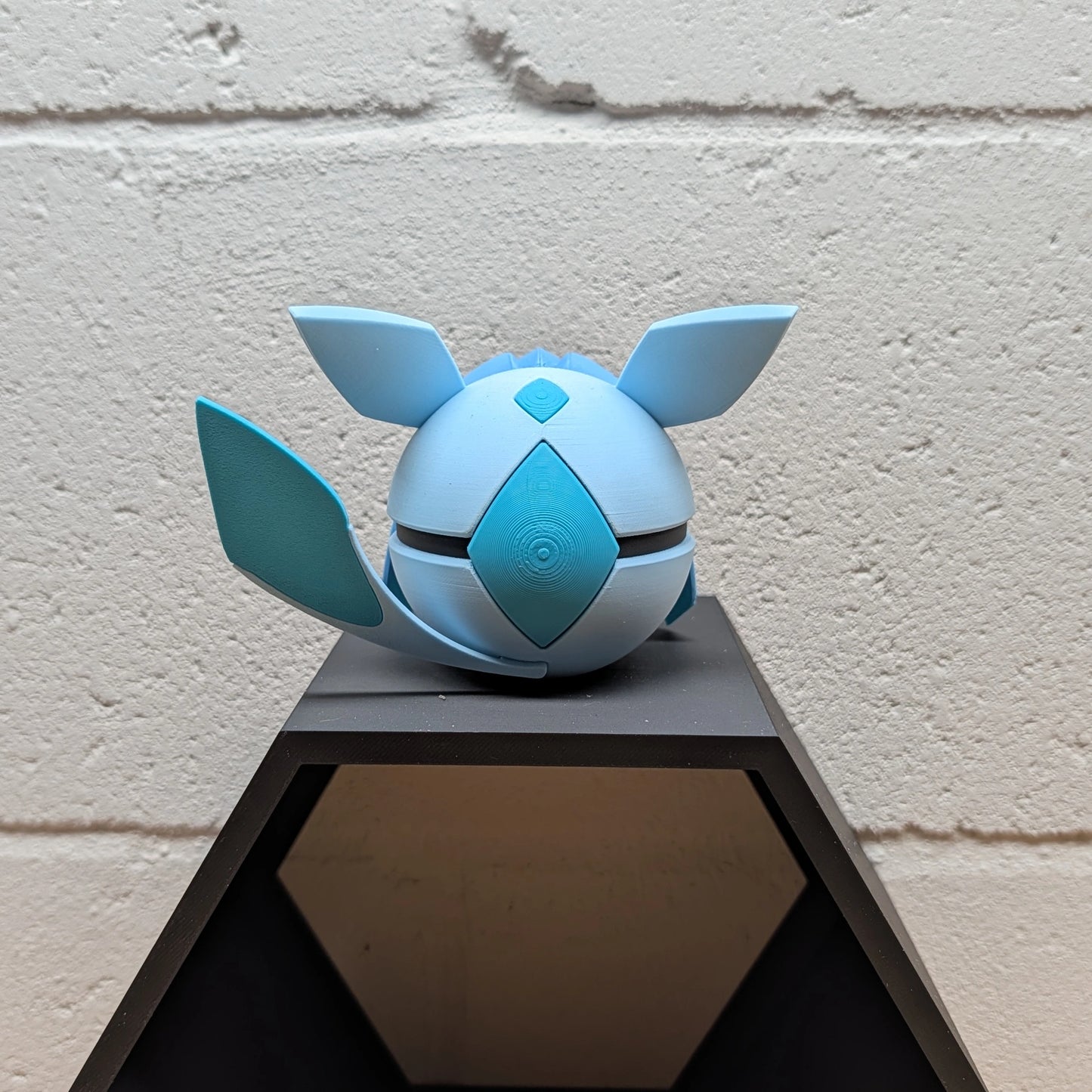 #471: Glaceon