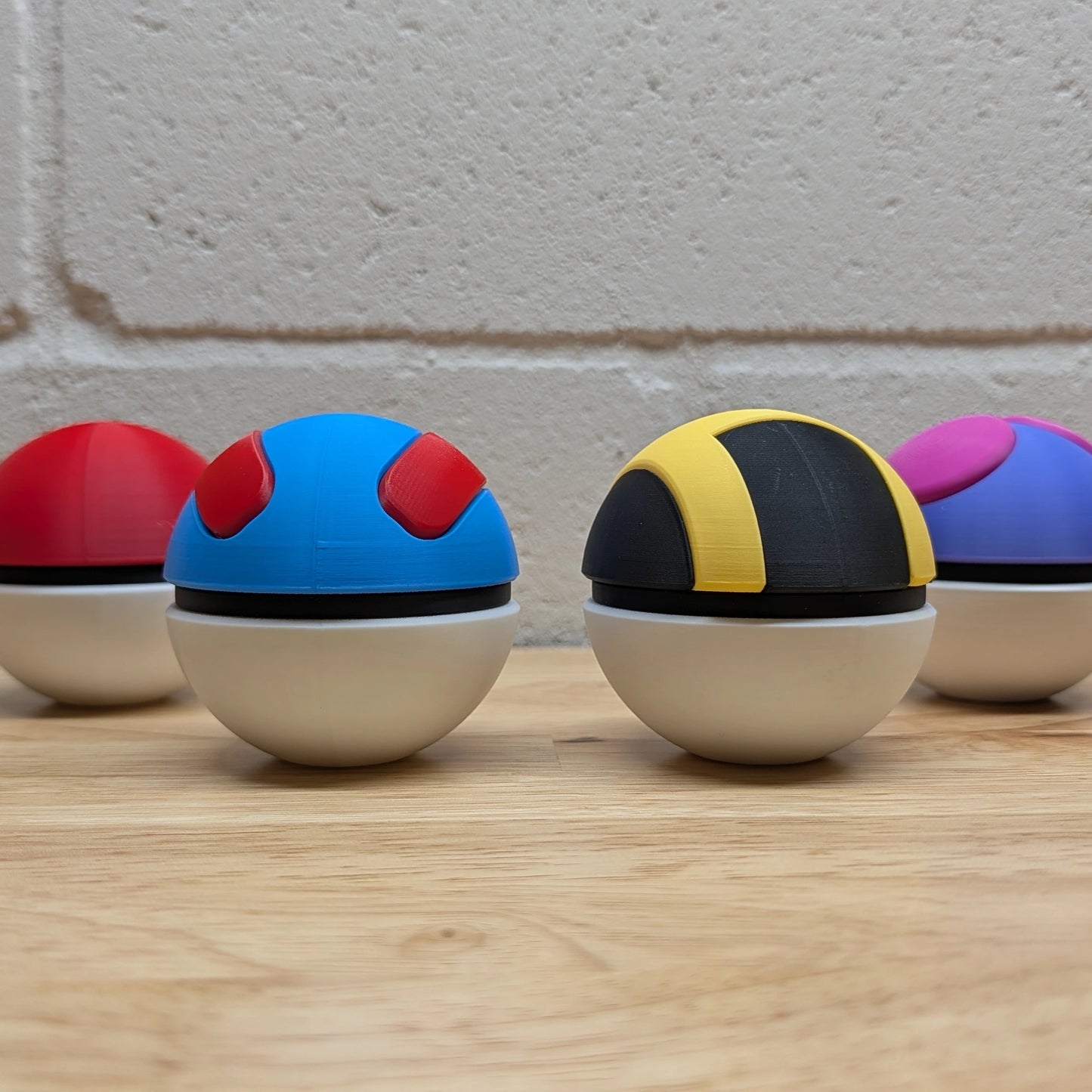 Collector Essentials: 4-Ball Set